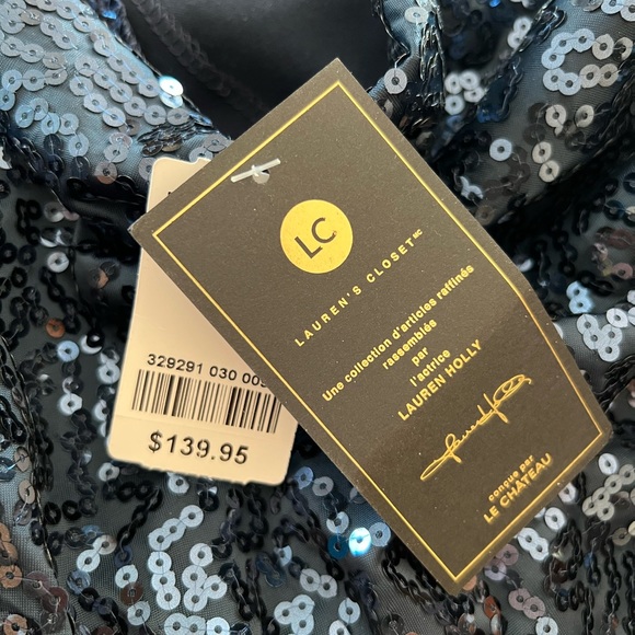Le chateau dark blue sequin brand new dress with droop back size m - Picture 3 of 3